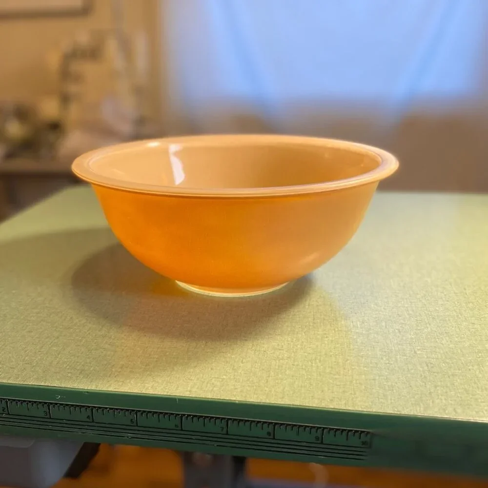 Ten Inch Glass Pyrex Peach Big Mixing Bowl